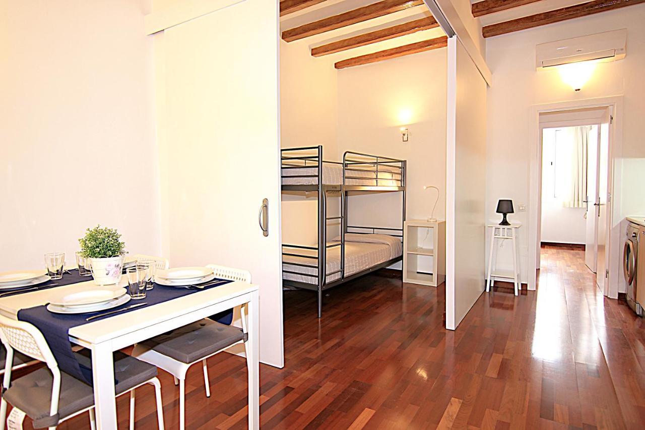 Muntanya - Apartments In Sagrada Familia バルセロナ エクステリア 写真